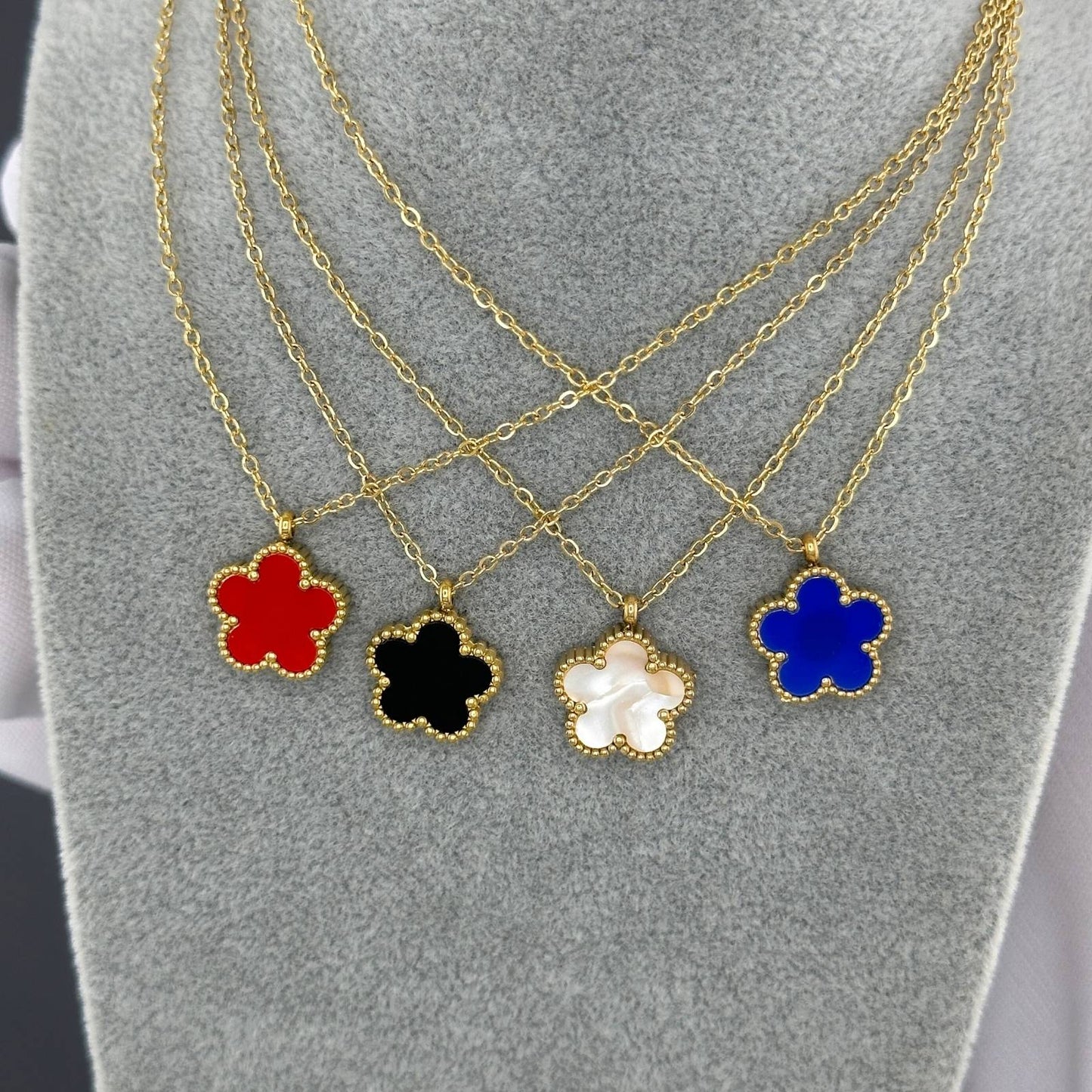 18K gold plated Stainless steel Flower necklace