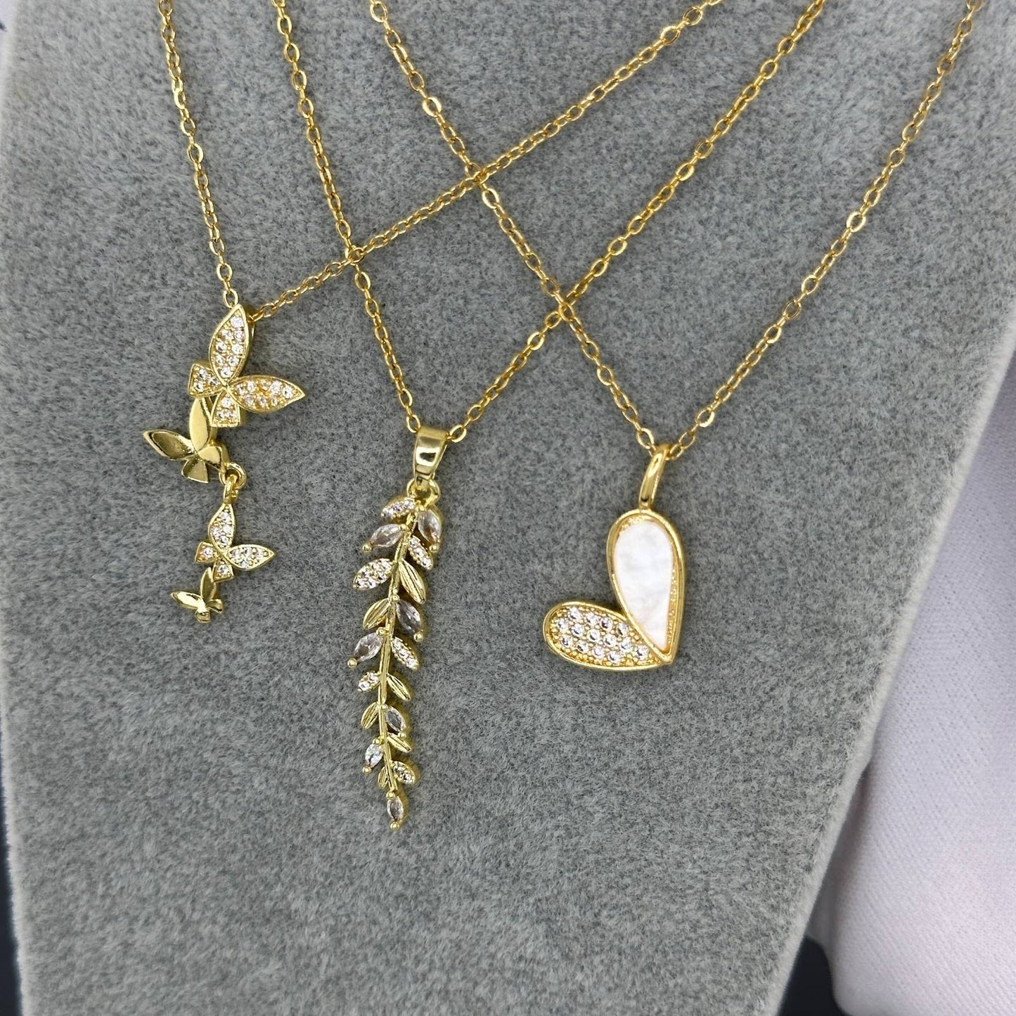 18K gold plated Stainless steel Leafs necklace