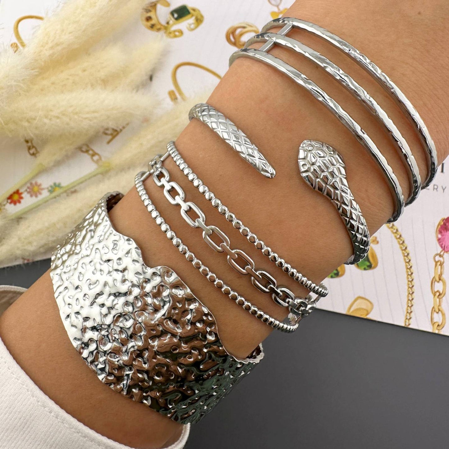 Stainless steel bracelet