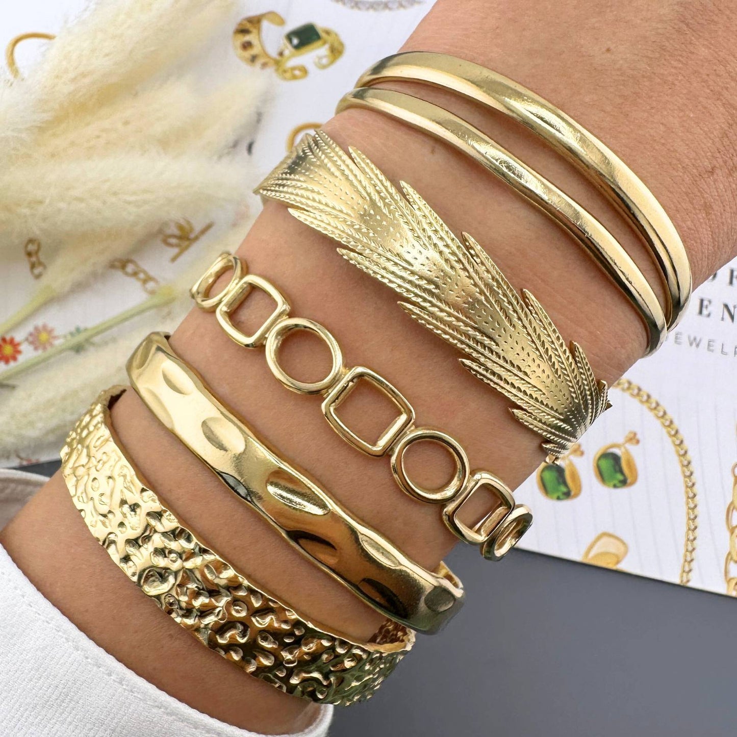 18K gold plated Stainless steel  Leaf bracelet